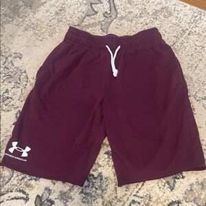 Men’s Small Under Armour Men's Burgundy Athletic Shorts